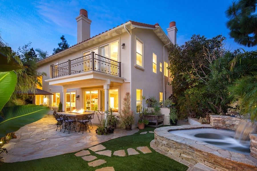 圣地亚哥拉荷亚价值149.5万美元的别墅